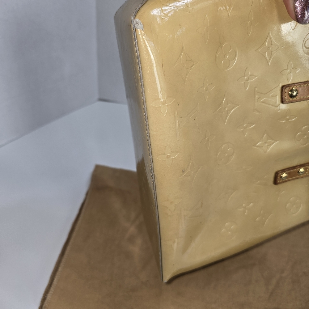 Louis Vuitton Monogram Vernis Handbag - Picture 9 of 16